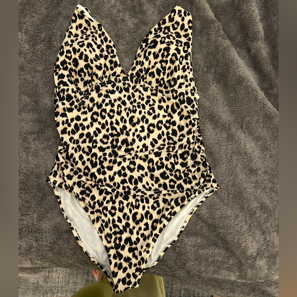 LEOPARD PRINT ONE PIECE NWT